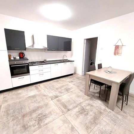 Apartament Sweet Mira Zewnętrze zdjęcie